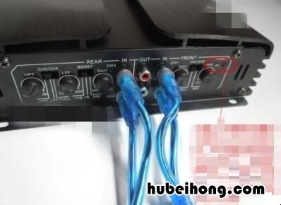 汽车低音炮怎么接音频信号线图解 汽车低音炮音频线接哪