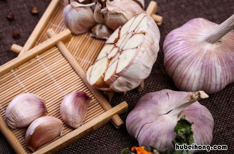 大蒜皮吃了有什么坏处吗? 大蒜皮作用