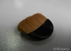 腮红刷种类 怎么刷腮红好看