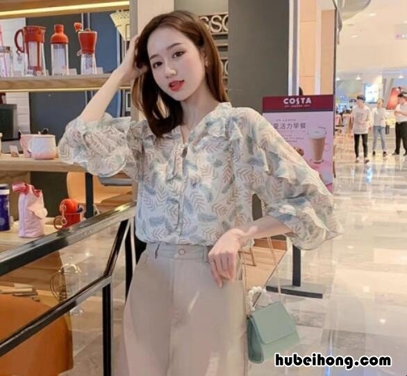 立领荷叶边长袖衬衫女图片 荷叶领连衣裙款式图
