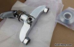 淋浴开关漏水怎么办 淋浴开关阀门坏了怎么修理