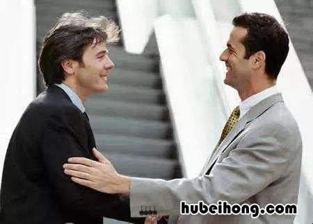 如何和人相处用英语怎么说 如何和人相处技巧不爱笑