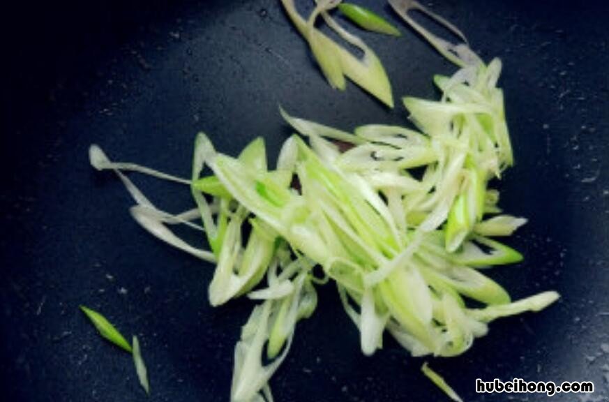 葱爆羊肉的做法羊肉的家常做法 葱爆羊肉的做法家常