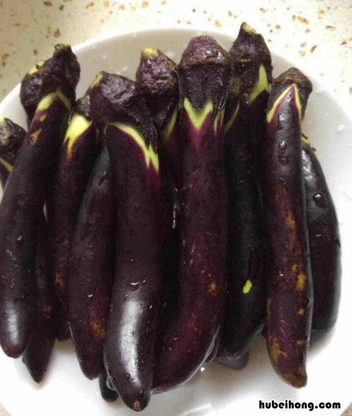 蒜蓉生菜怎么做最好吃 怎样做蒜茄子好吃