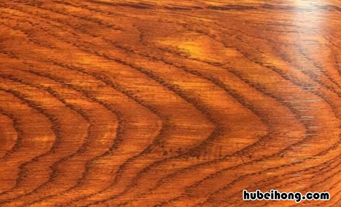 白橡木家具其实多数是红橡木 红橡木和白橡木家具的优缺点