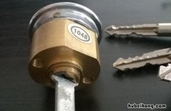 十字钥匙断在锁孔怎么取出视频1 十字钥匙扭断在锁里面怎么弄出来