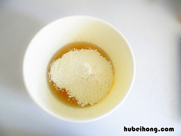 蔓越莓月饼怎么做 蔓越莓月饼怎么做窍门