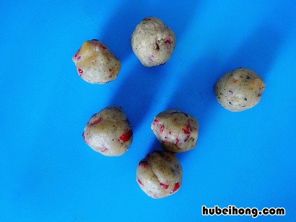蔓越莓月饼怎么做 蔓越莓月饼怎么做窍门