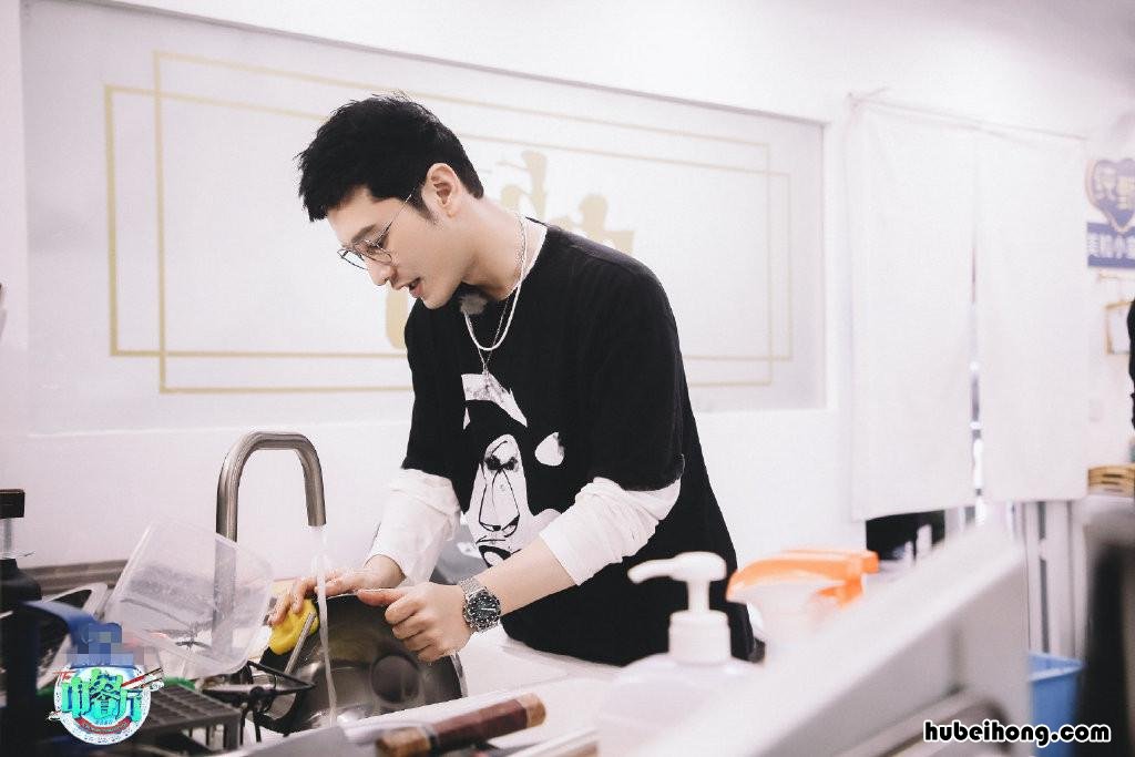 中餐厅4赵丽颖怎么了 中餐厅第四季赵丽颖哭了