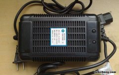 两轮电动车充电器不转灯故障的维修视频 两轮电动车充电器不转灯故障的维修费用