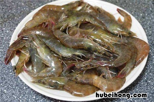 虾头如何快速去除内脏图片 虾头怎么去除内脏