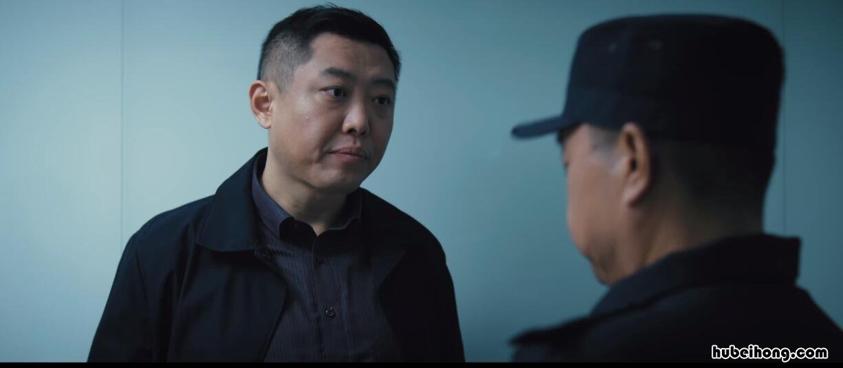 三叉戟花姐和董虎 三叉戟花姐手撕流氓