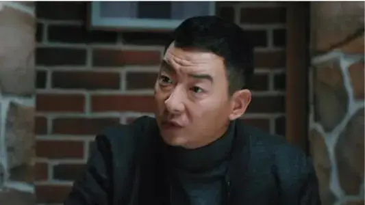 三叉戟里面的花儿什么身份 三叉戟里的花儿是什么人物