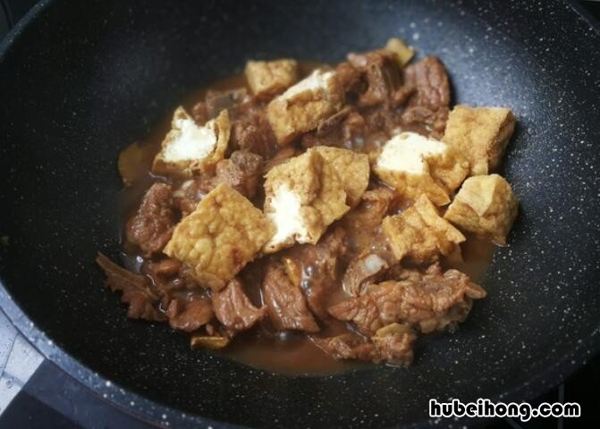 豆腐炖排骨怎么做好吃又营养视频 豆腐炖排骨怎么做好吃又营养窍门
