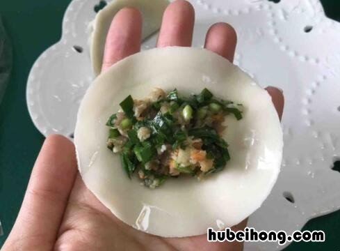 锅贴煎饺怎么做才好吃 锅贴煎饺子的做法