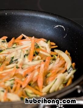 韩国蔬菜饼的家常做法窍门 韩国韭菜饼的家常做法