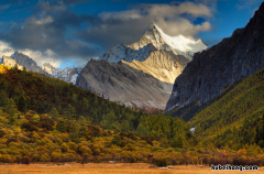 成都旅游必去十大景点推荐 去九寨沟跟团好还是自己去好