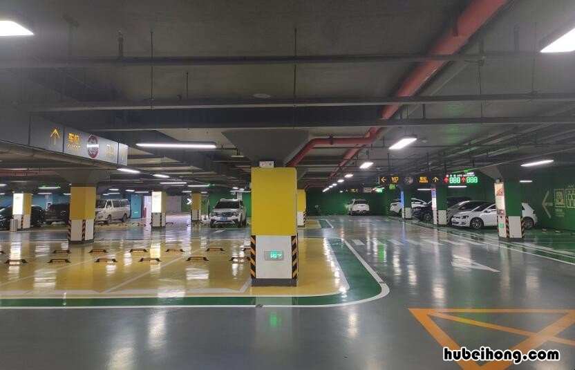小区停车位划线标准尺寸国家标准 小区地下停车位划线标准尺寸