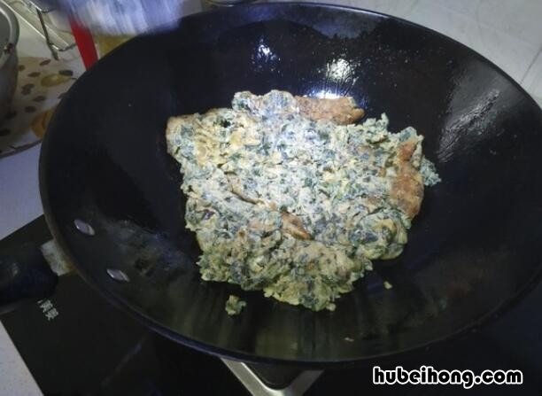 香椿炒鸡蛋怎么做的 香椿炒鸡蛋的做法怎么做