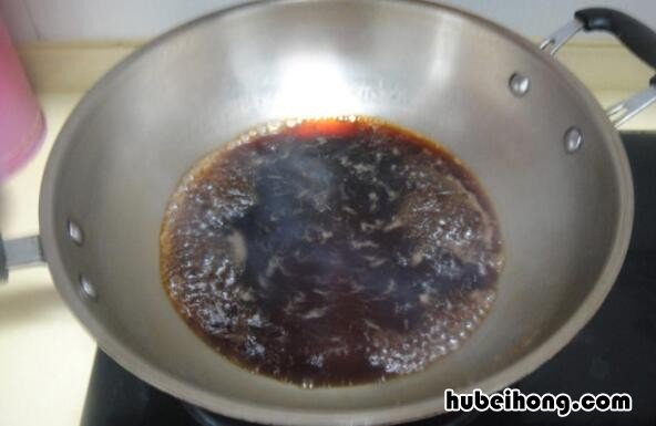香焖墨鱼怎么做好吃 香焖墨鱼怎么做最好吃