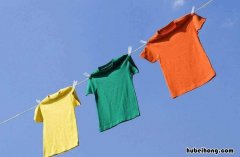 衣服防掉色用什么方法 衣服防掉色的方法