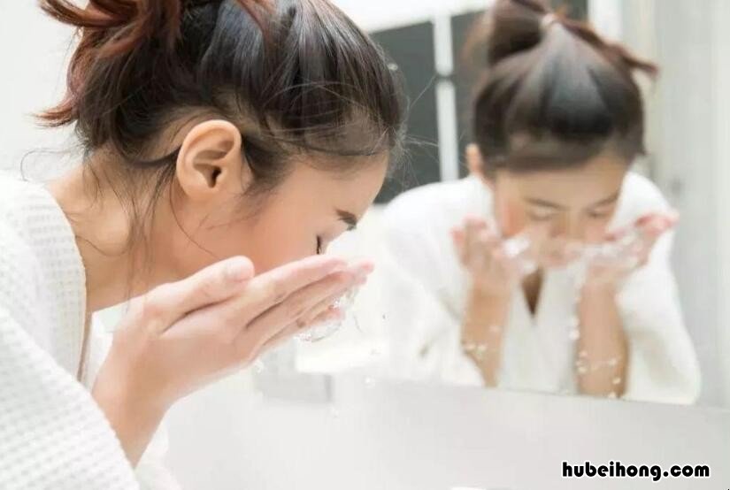 用洗面奶怎么洗最干净 怎么用洗面奶效果最好