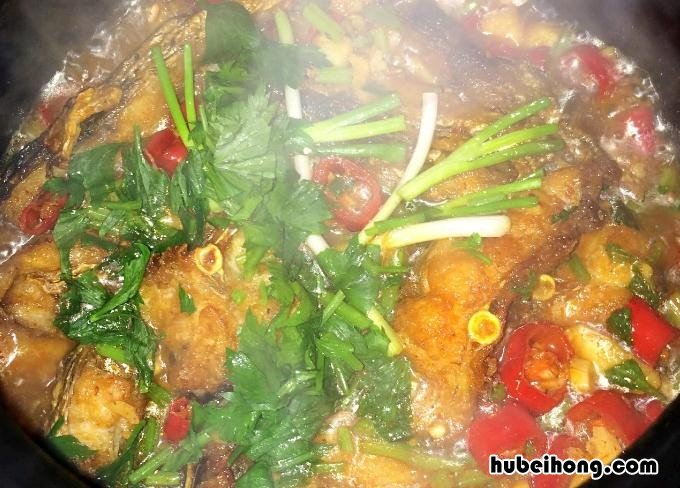 香葱鱼家常做法是什么鱼做的 香葱鱼的做法大全