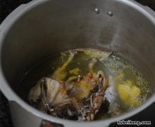 香辣手撕鸡的制作方法 香辣手撕鸡的热量