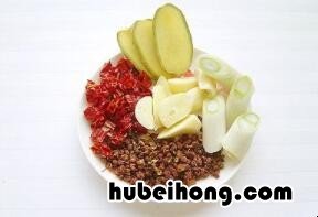 鲶鱼豆腐做法大全家常 鲶鱼烧豆腐汤