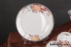 陶瓷餐具哪里买 陶瓷餐具的挑选视频教程