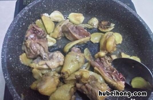 鸡肉腐竹怎样做好吃 鸡肉腐竹的做法大全