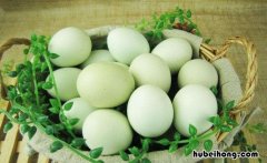 鸡蛋白的做法是什么做的 鸡蛋白的做法是什么做成的