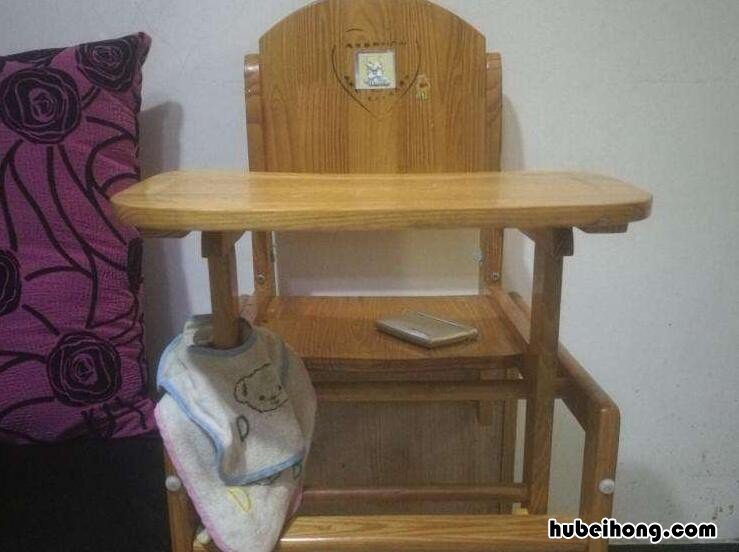 买宝宝餐桌椅需要注意什么 宝宝餐具怎么选择