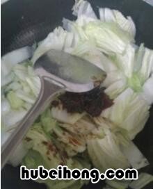黄豆酱炒大白菜做法 黄豆酱白菜的做法大全