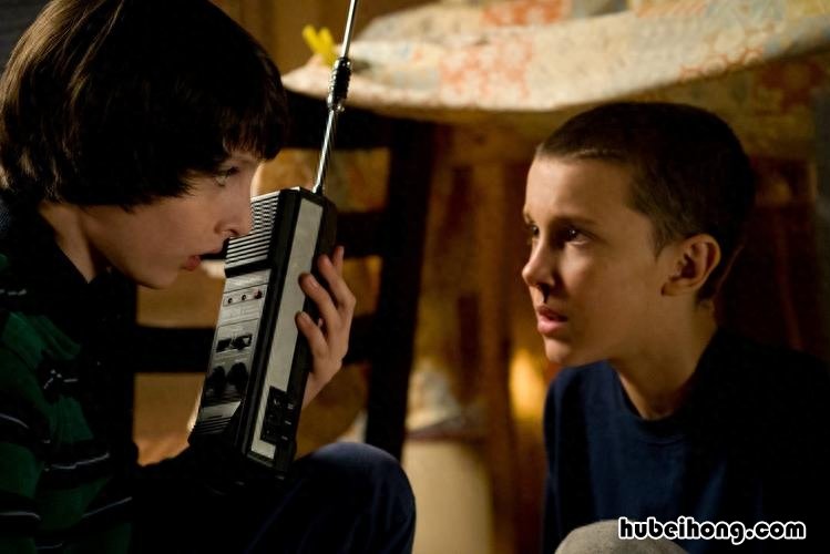 幽暗而复杂深情又薄幸 幽幽暗暗反反复复的意思