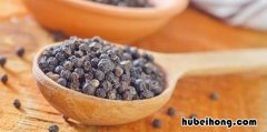 黑胡椒和白胡椒有什么区别