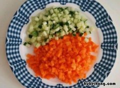 三色虾仁图片 三色虾仁的营养价值及功效