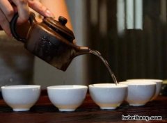 陶瓷杯怎么清洗污垢 陶瓷茶杯用什么洗最干净
