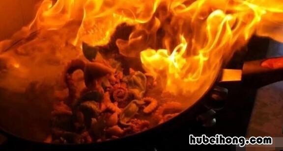 八爪鱼怎样清理才干净 八爪鱼怎么做好吃不腥