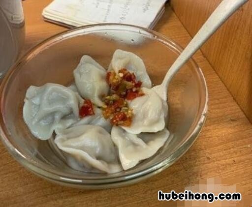 冷冻水饺怎么煮不破皮? 冷冻水饺怎么煮不破皮窍门