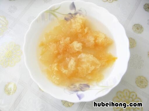凉拌银耳的做法是什么意思 凉拌银耳的正确做法