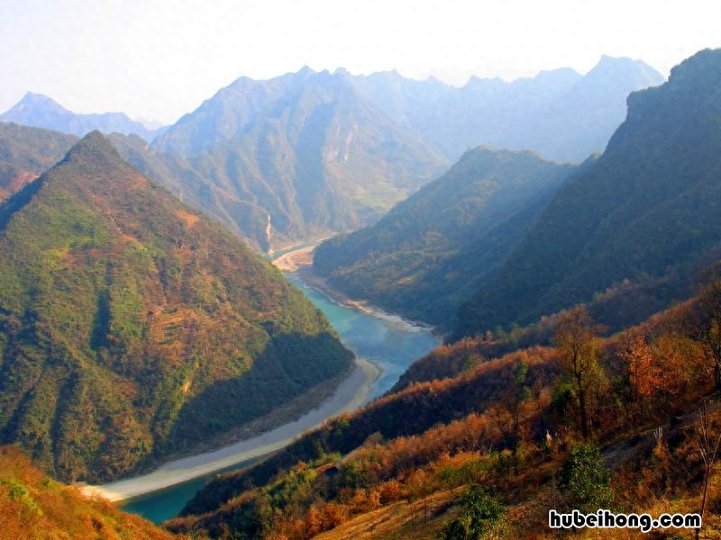 襄阳周边自驾游必去的景点 襄阳周边自驾旅游景点200公里左右