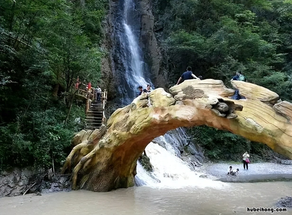 襄阳周边自驾游必去的景点 襄阳周边自驾旅游景点200公里左右