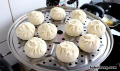 蒸肉包子是冷水上锅还是热水上锅 蒸包子的正确蒸方法