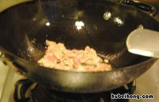 口蘑炒肉片怎么做好吃窍门 口蘑炒肉片的家常做法