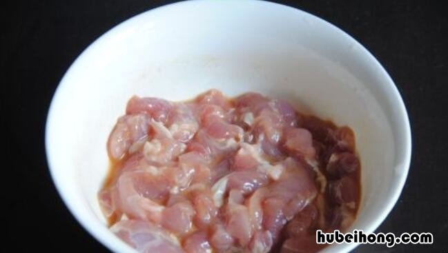 口蘑炒肉片怎么做好吃窍门 口蘑炒肉片的家常做法