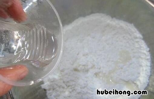 吴山酥油饼的做法是什么做的 吴山酥油饼的做法是什么样子的