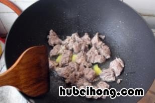 家常咖喱牛肉土豆家常做法 如何做咖喱牛肉土豆