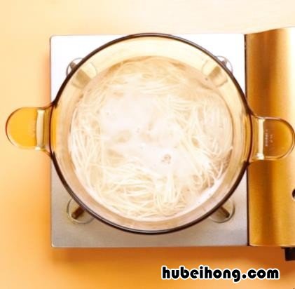 哨子面的配料 农家哨子面的做法视频