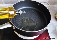 平底锅的常见材质有哪些种类 平底锅的常见材质有哪些呢